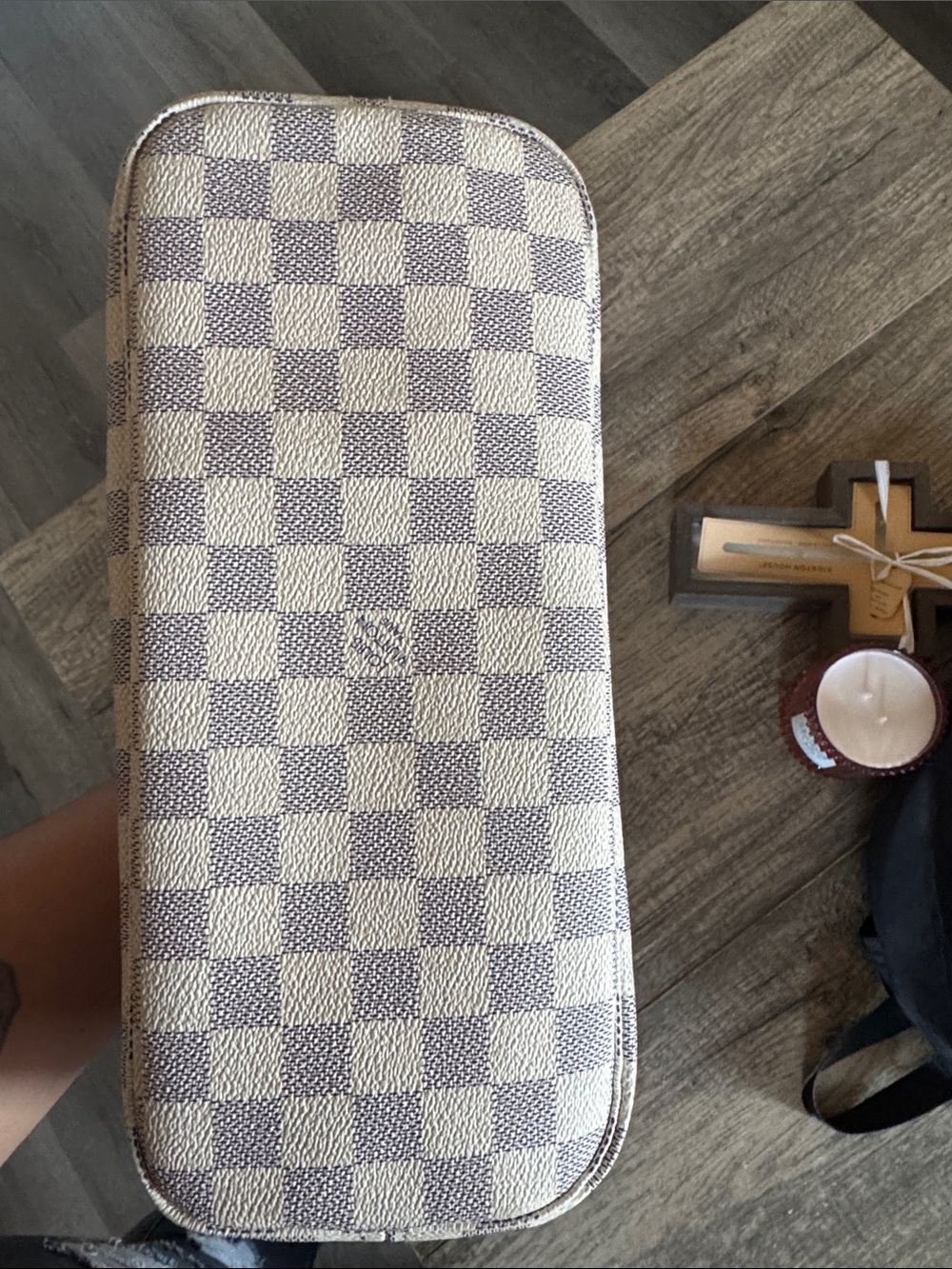 Louis Vuitton Damier Azur Checkered Tote with Tan Leather Trim - Picture 13 of 16
